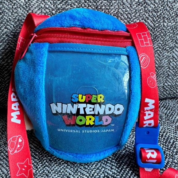 Kids Super Mario World Bag- Limited Edition bought from Nintendo World Japan - Picture 3 of 3